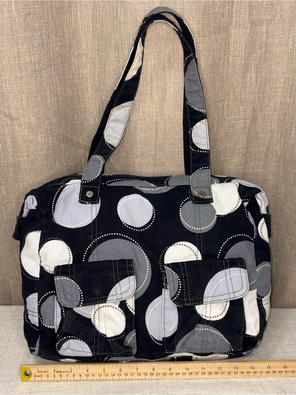 Thirty-One Casual Cargo Purse Black Happy Dot Pattern